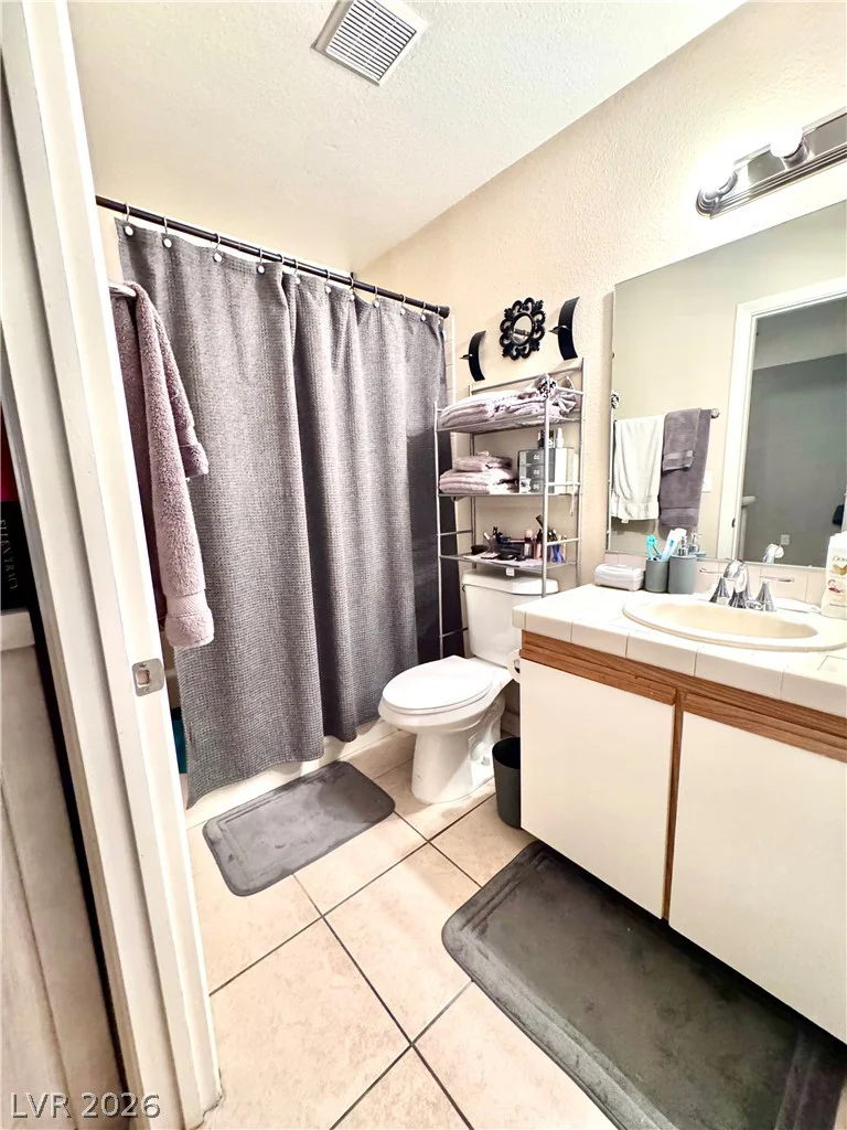 1600 Torrey Pines, Las Vegas, NV 89108