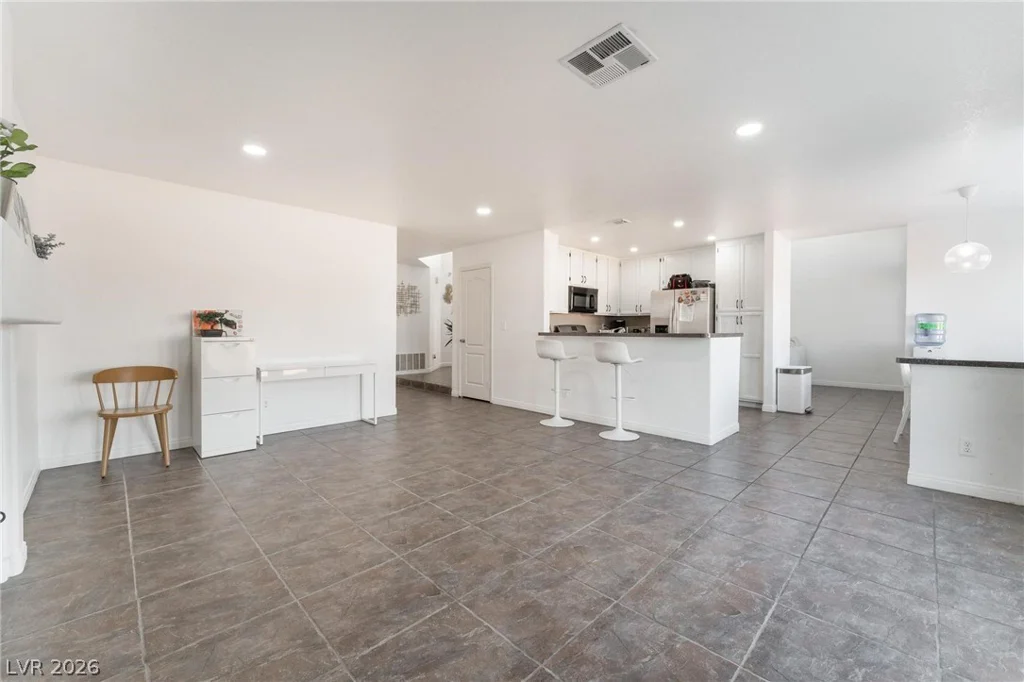 7912 Painted Rock, Las Vegas, NV 89149