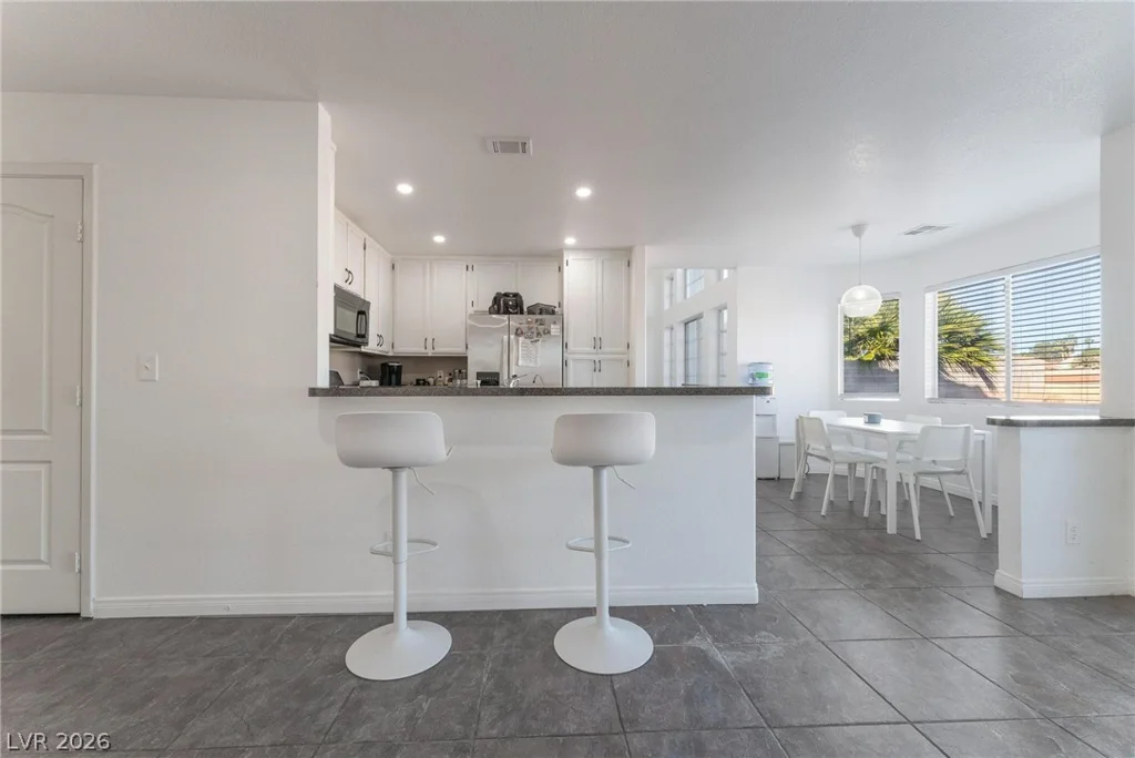 7912 Painted Rock, Las Vegas, NV 89149