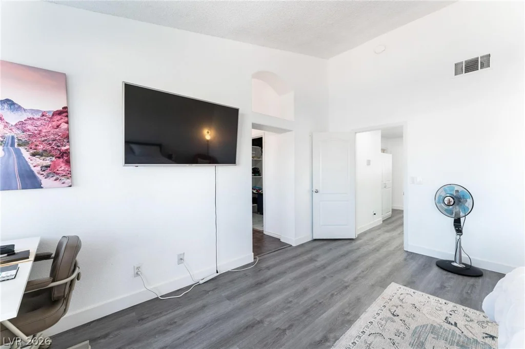 7912 Painted Rock, Las Vegas, NV 89149