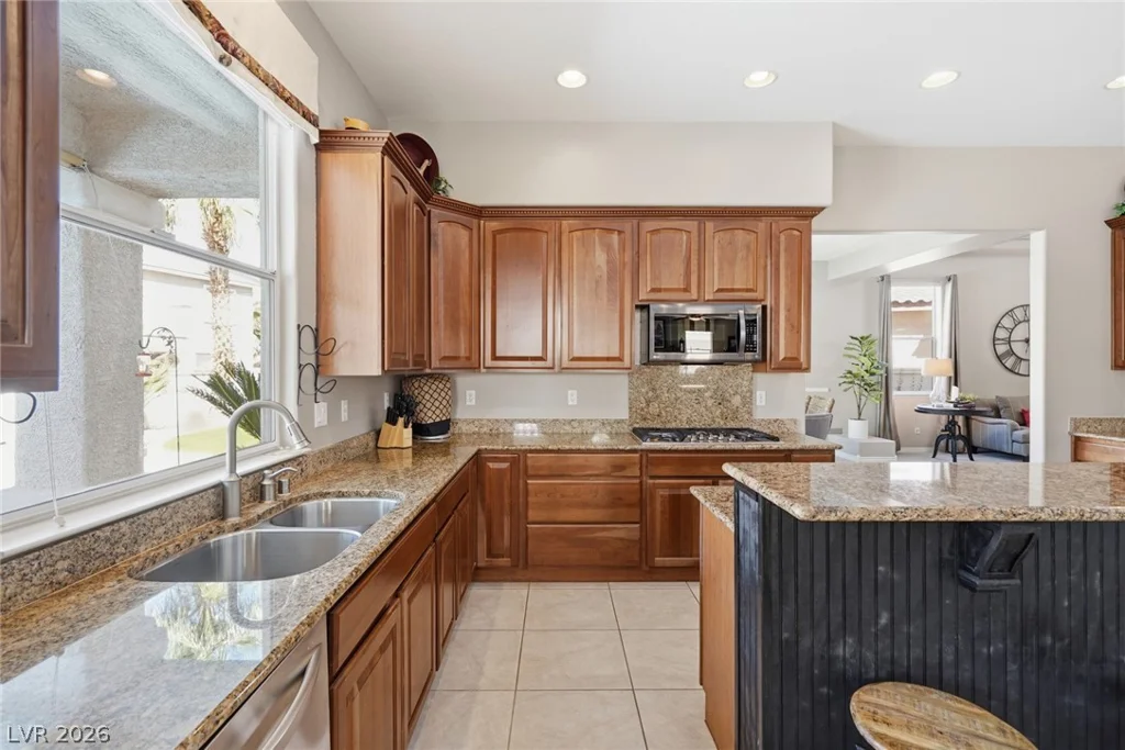 7021 Villada, North Las Vegas, NV 89084