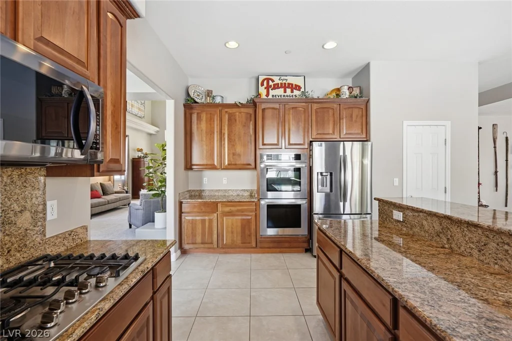 7021 Villada, North Las Vegas, NV 89084