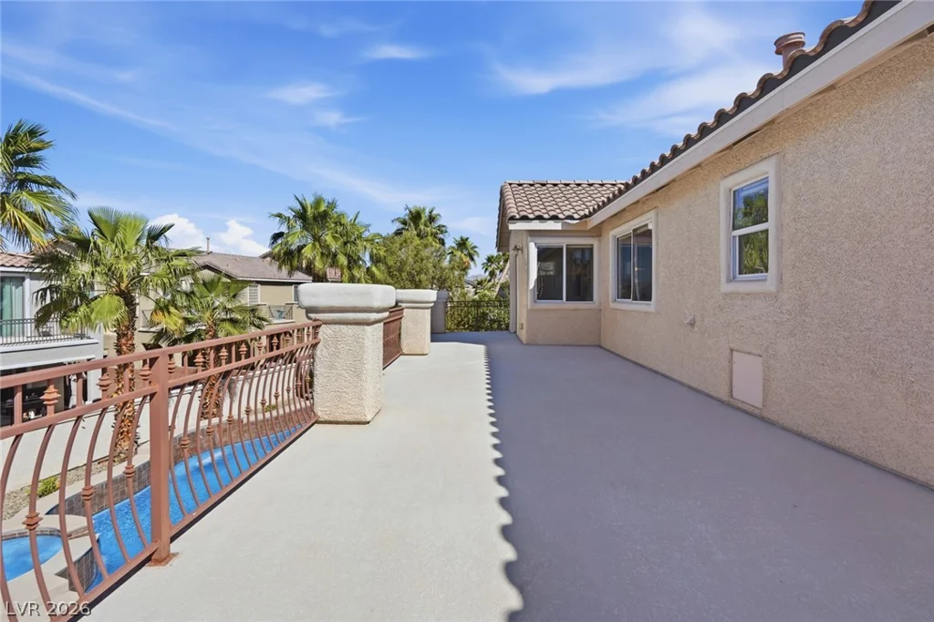 7021 Villada, North Las Vegas, NV 89084