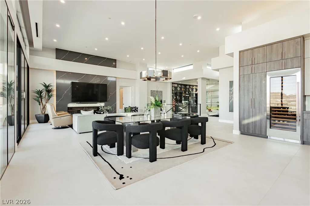 658 Dragon Peak, Henderson, NV 89012