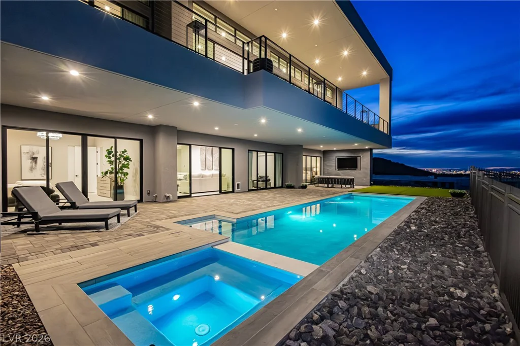 658 Dragon Peak, Henderson, NV 89012