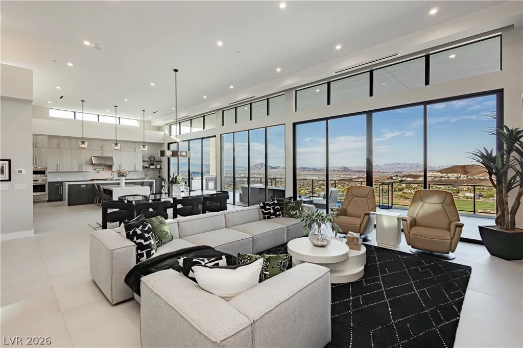 658 Dragon Peak, Henderson, NV 89012