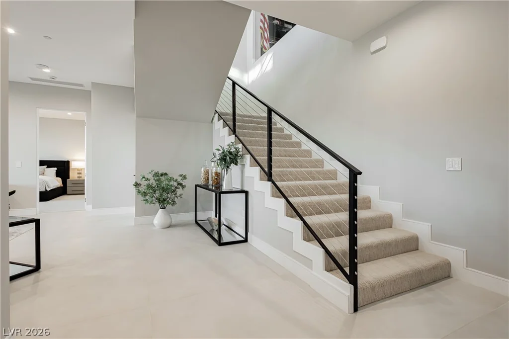 658 Dragon Peak, Henderson, NV 89012