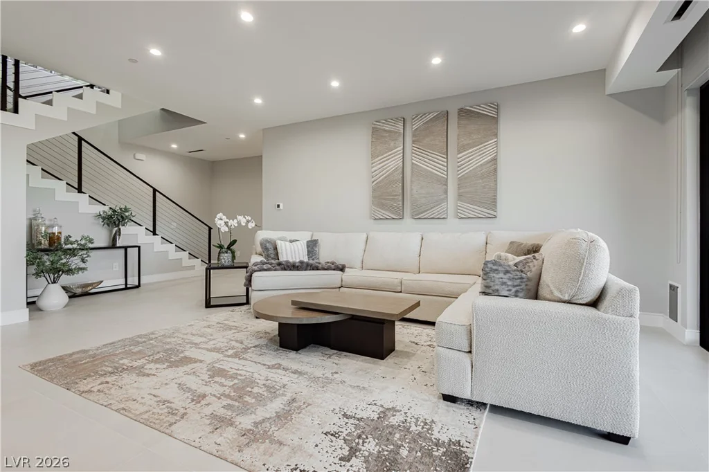 658 Dragon Peak, Henderson, NV 89012