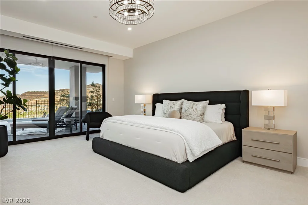 658 Dragon Peak, Henderson, NV 89012