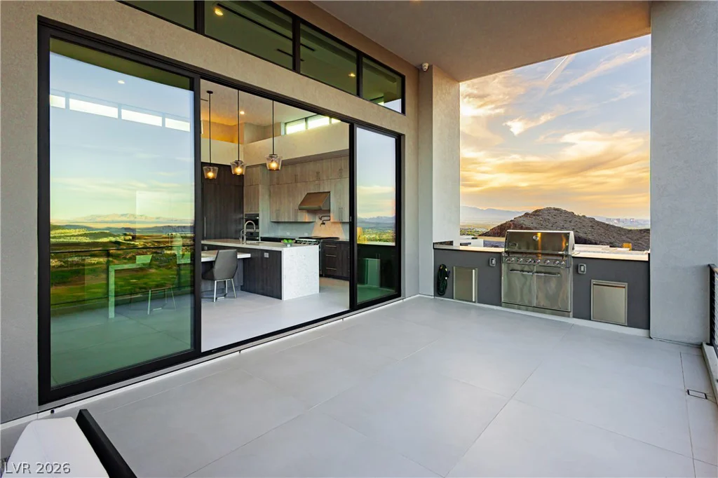 658 Dragon Peak, Henderson, NV 89012