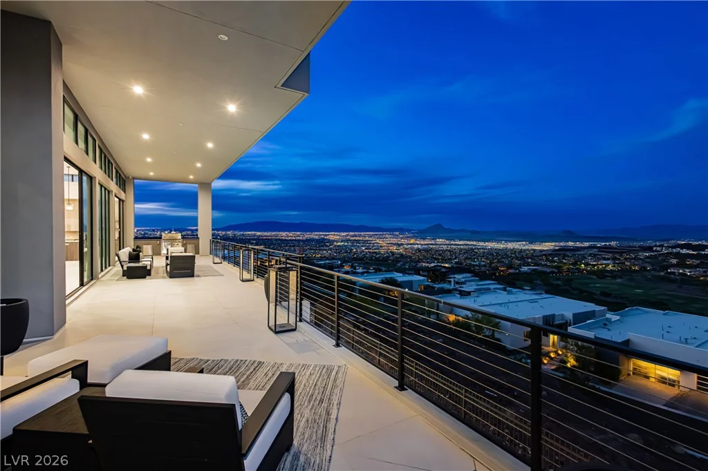 658 Dragon Peak, Henderson, NV 89012