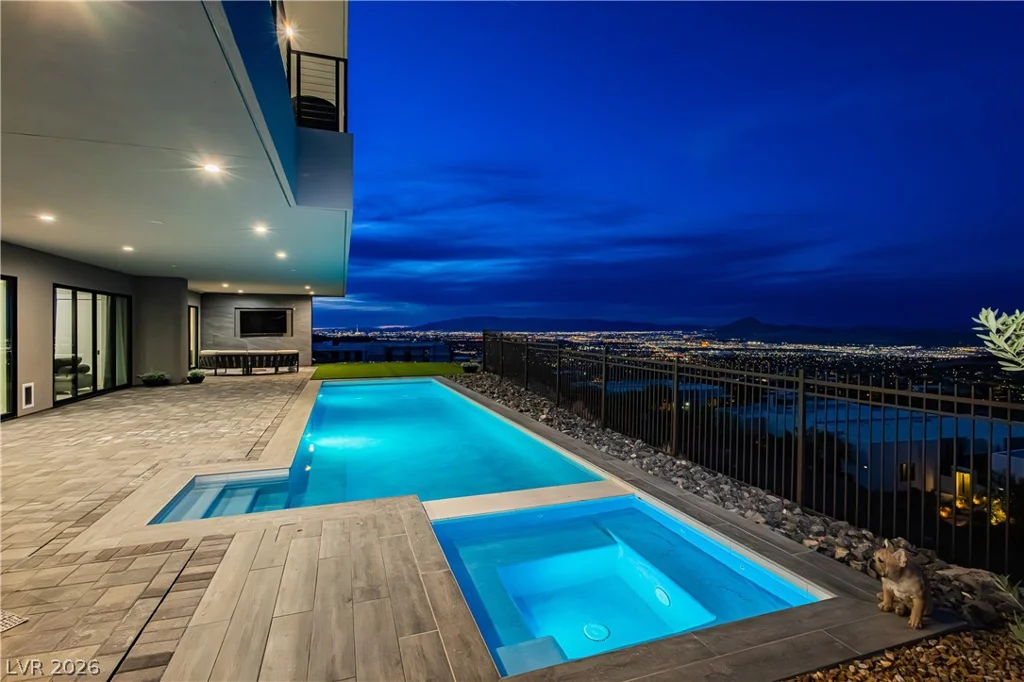 658 Dragon Peak, Henderson, NV 89012