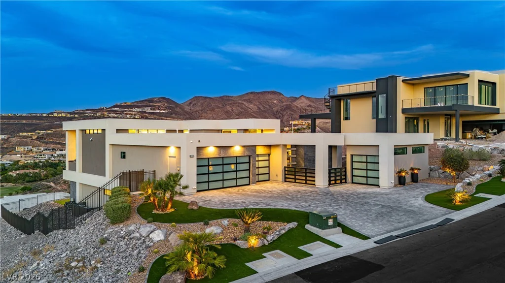 658 Dragon Peak, Henderson, NV 89012