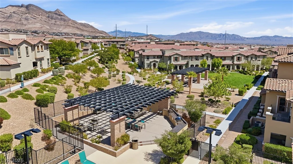 161 Petaluma Valley, Las Vegas, NV 89138