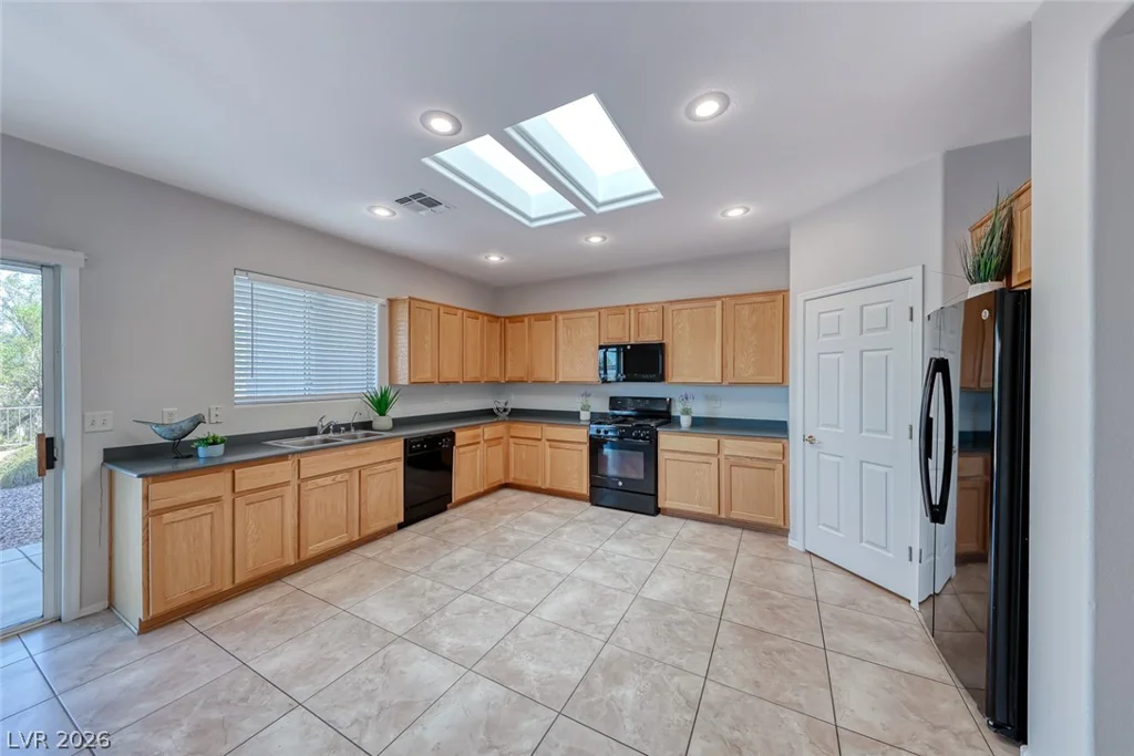 2343 Schaeffer Hills, Henderson, NV 89052