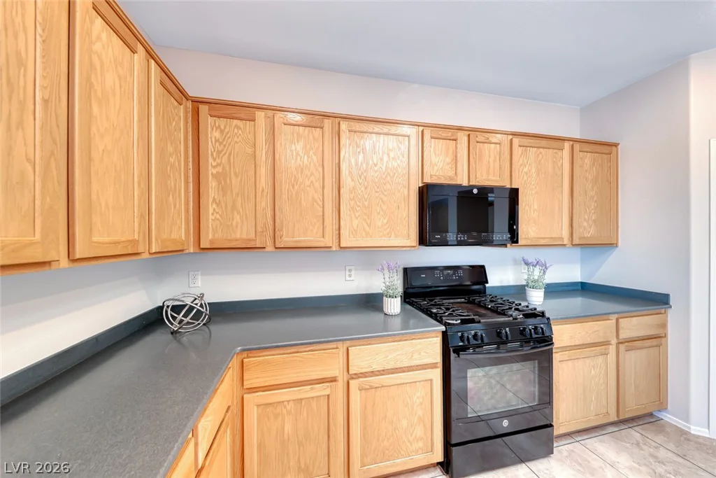 2343 Schaeffer Hills, Henderson, NV 89052