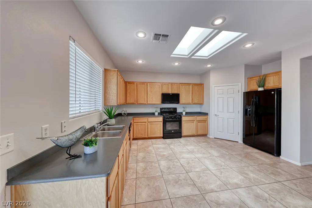 2343 Schaeffer Hills, Henderson, NV 89052