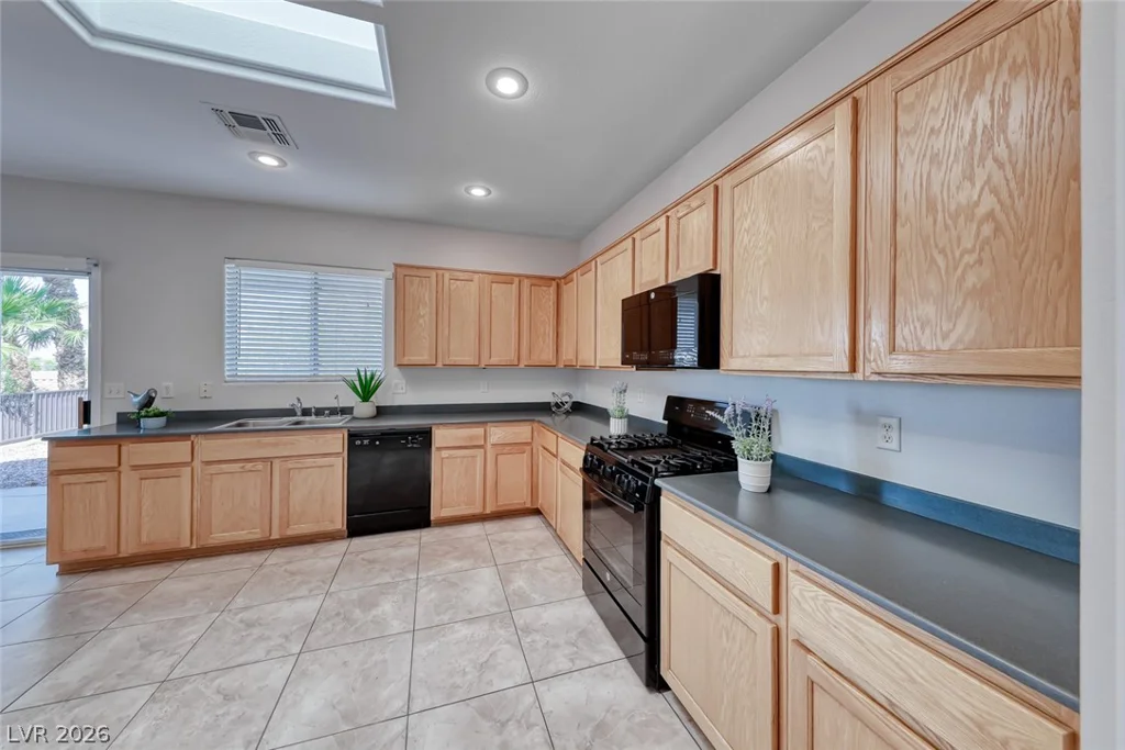 2343 Schaeffer Hills, Henderson, NV 89052
