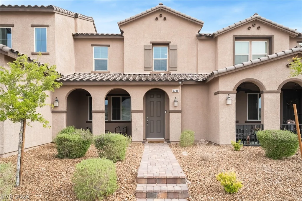 3288 Palindrome, Henderson, NV 89044