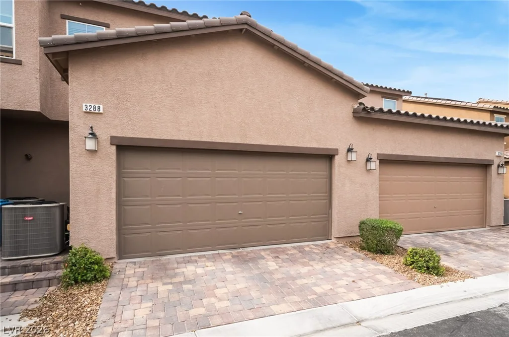 3288 Palindrome, Henderson, NV 89044