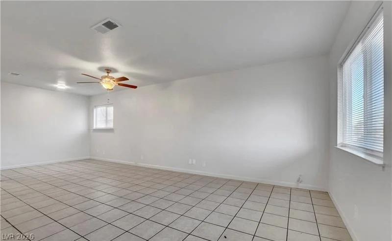 616 Palmhurst, Las Vegas, NV 89145