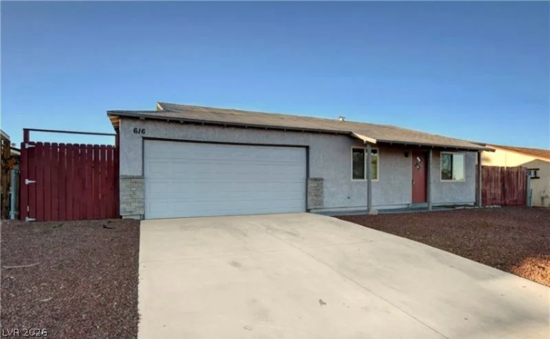 616 Palmhurst, Las Vegas, NV 89145