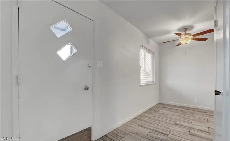 616 Palmhurst, Las Vegas, NV 89145