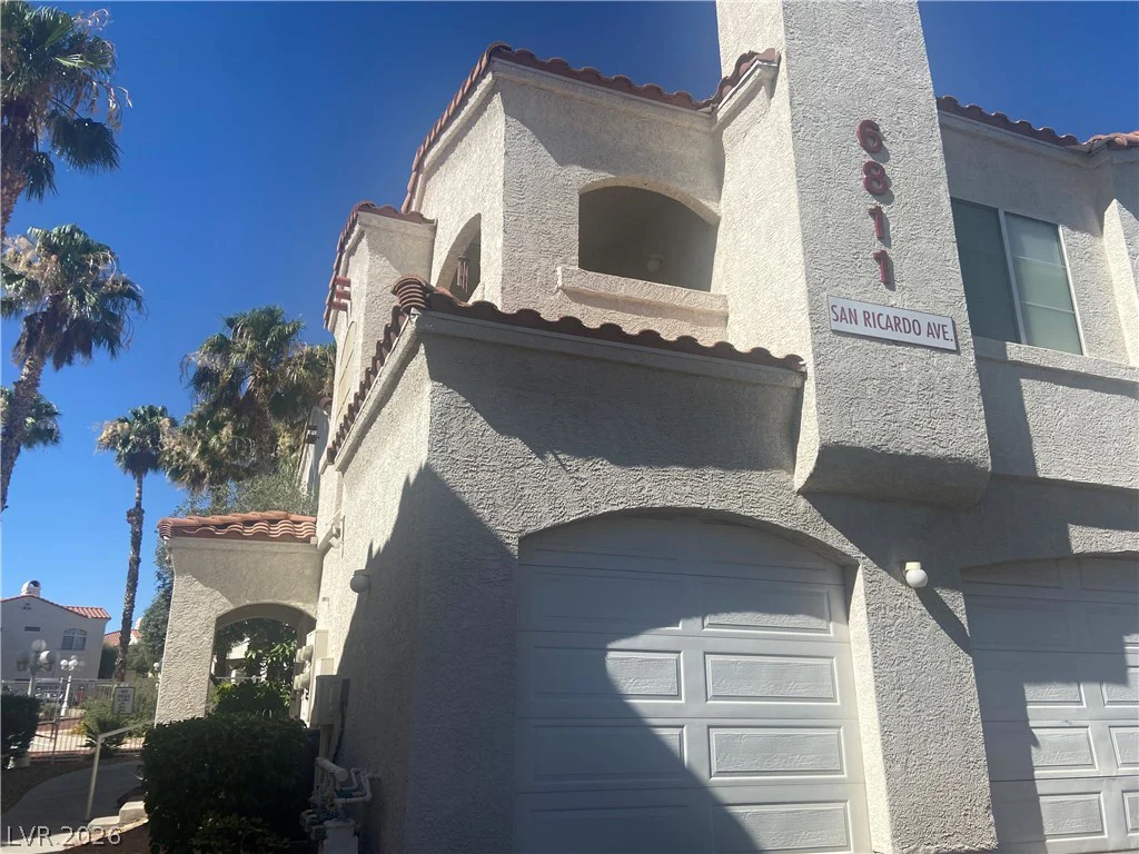 6811 San Ricardo, Las Vegas, NV 89146