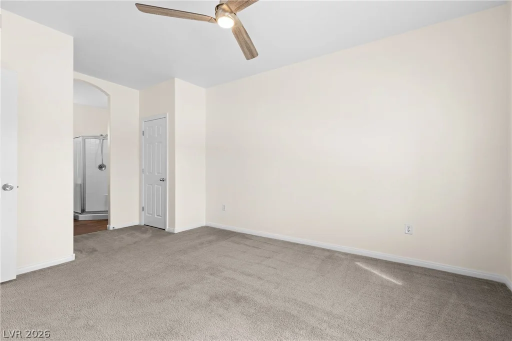 7701 Robindale, Las Vegas, NV 89113