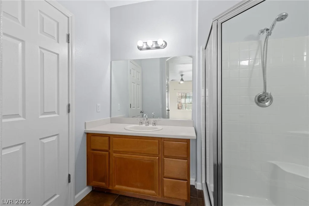 7701 Robindale, Las Vegas, NV 89113