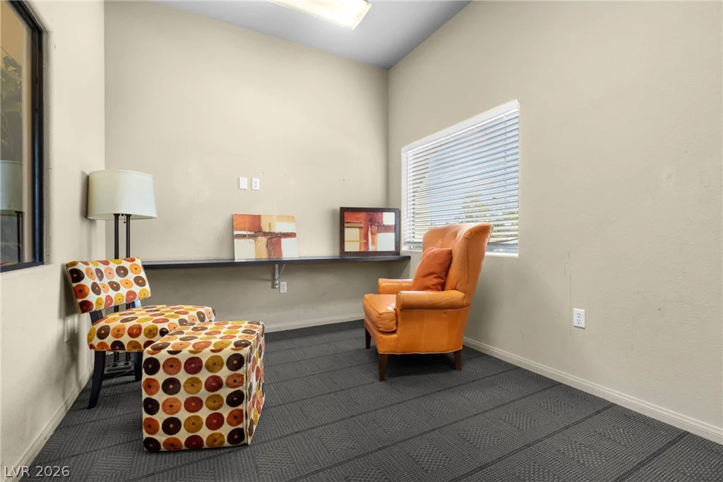 7701 Robindale, Las Vegas, NV 89113