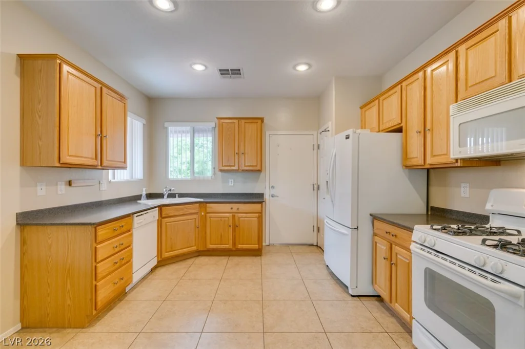 2567 Eclipsing Stars, Henderson, NV 89044