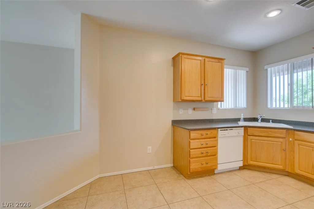 2567 Eclipsing Stars, Henderson, NV 89044