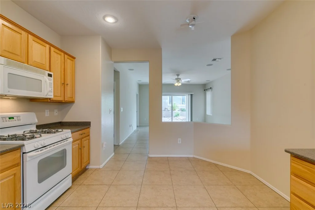 2567 Eclipsing Stars, Henderson, NV 89044