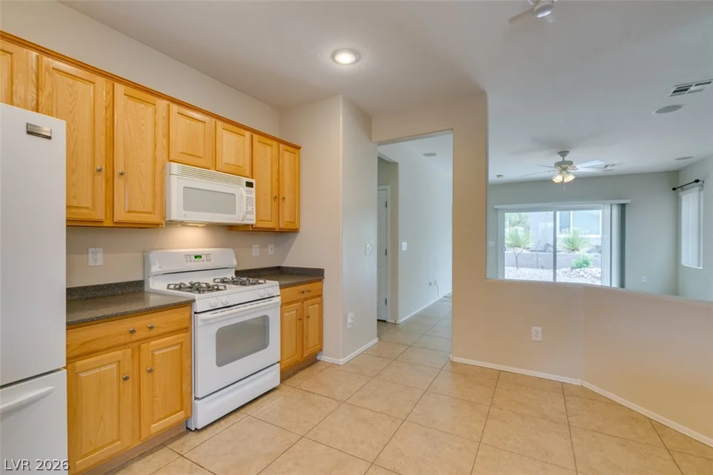 2567 Eclipsing Stars, Henderson, NV 89044