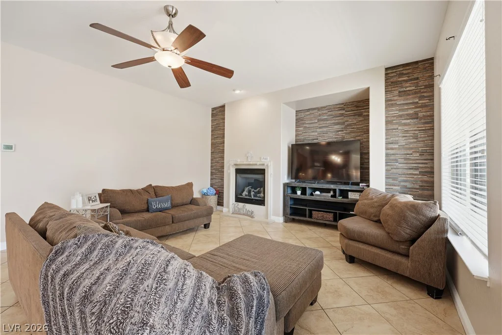 7508 Java Sparrow, North Las Vegas, NV 89084