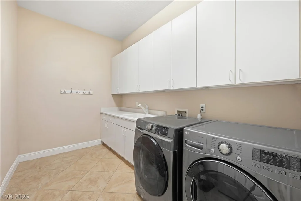 7508 Java Sparrow, North Las Vegas, NV 89084
