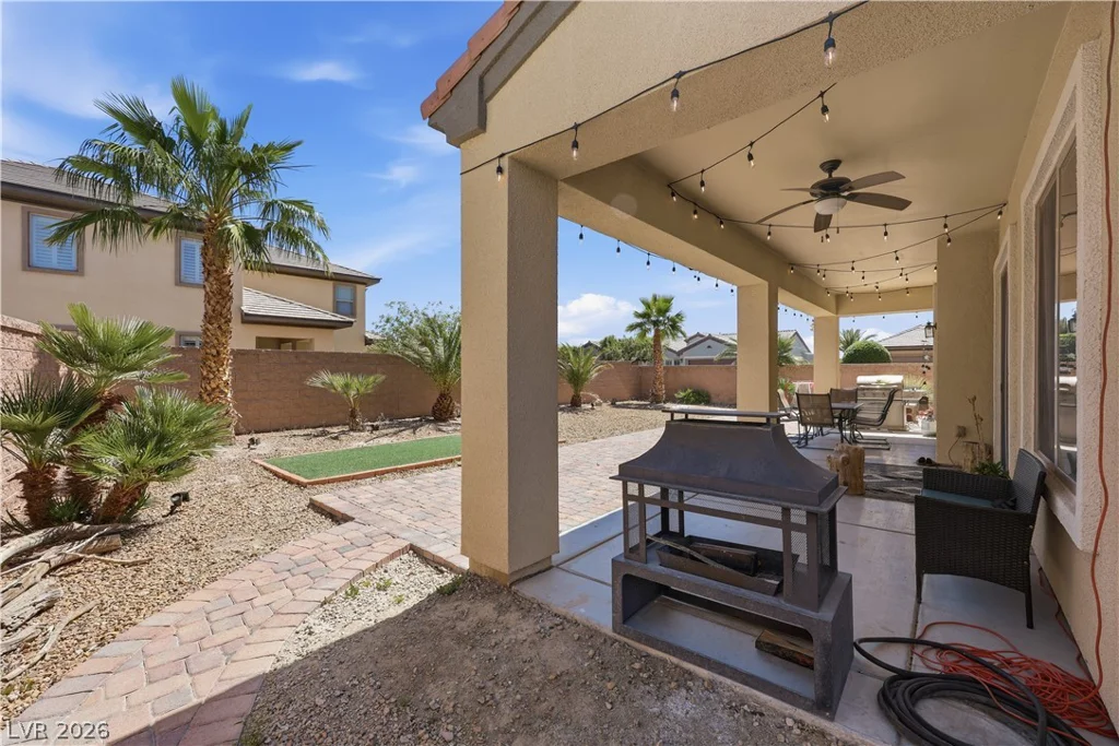 7508 Java Sparrow, North Las Vegas, NV 89084