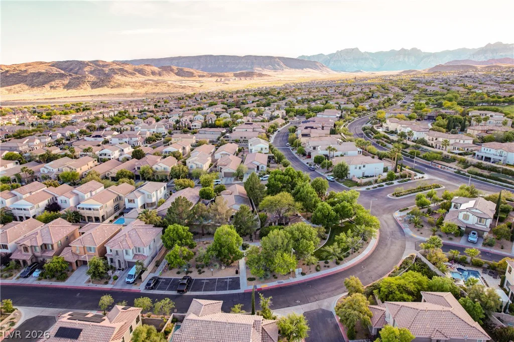 11909 Amistoso, Las Vegas, NV 89138