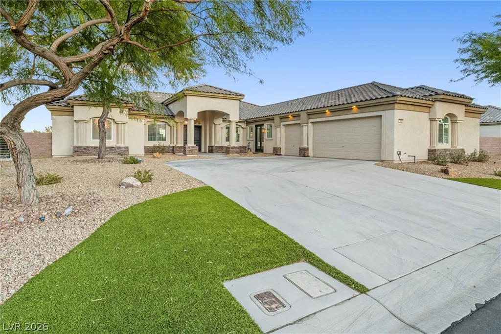 7580 Prancing Pony, Las Vegas, NV 89131