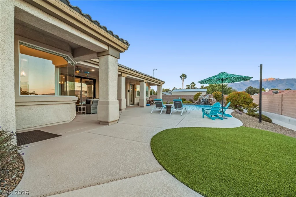 7580 Prancing Pony, Las Vegas, NV 89131