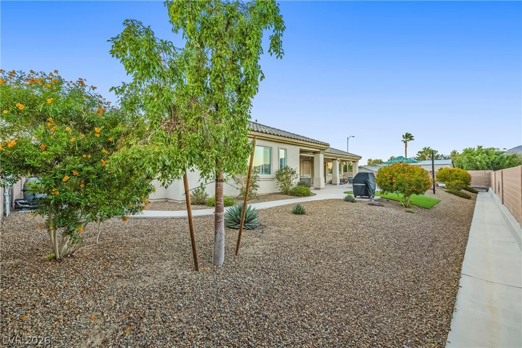 7580 Prancing Pony, Las Vegas, NV 89131