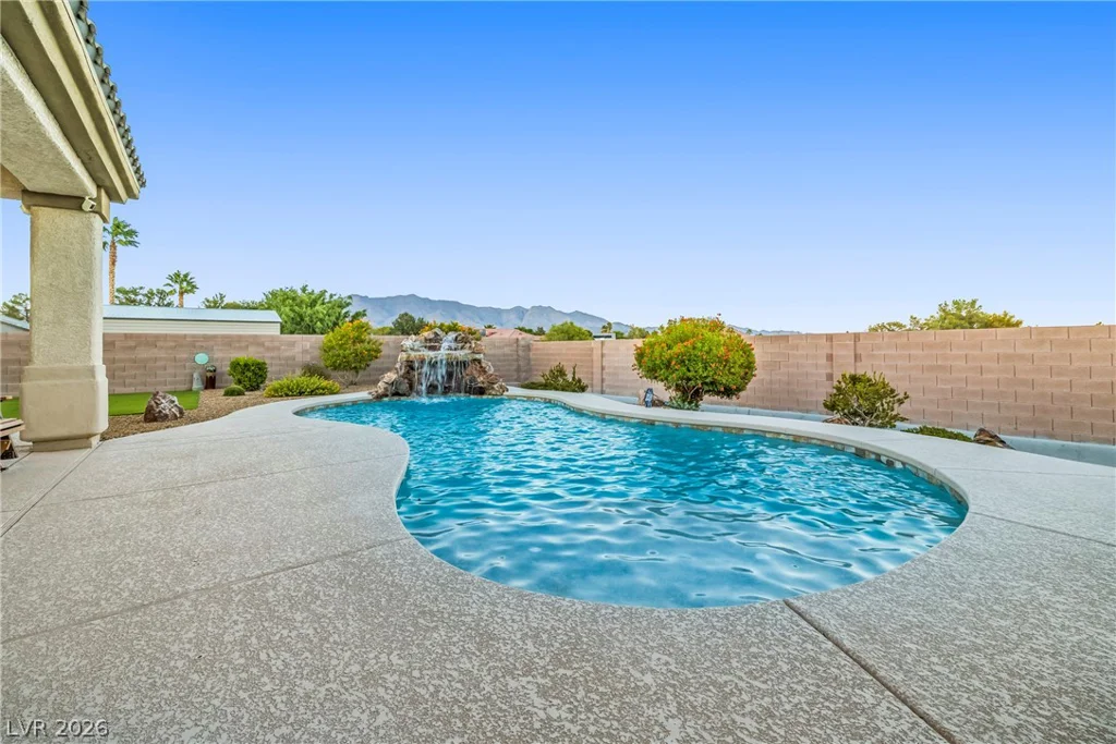 7580 Prancing Pony, Las Vegas, NV 89131