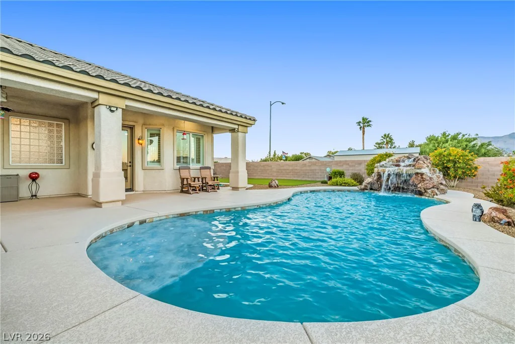 7580 Prancing Pony, Las Vegas, NV 89131