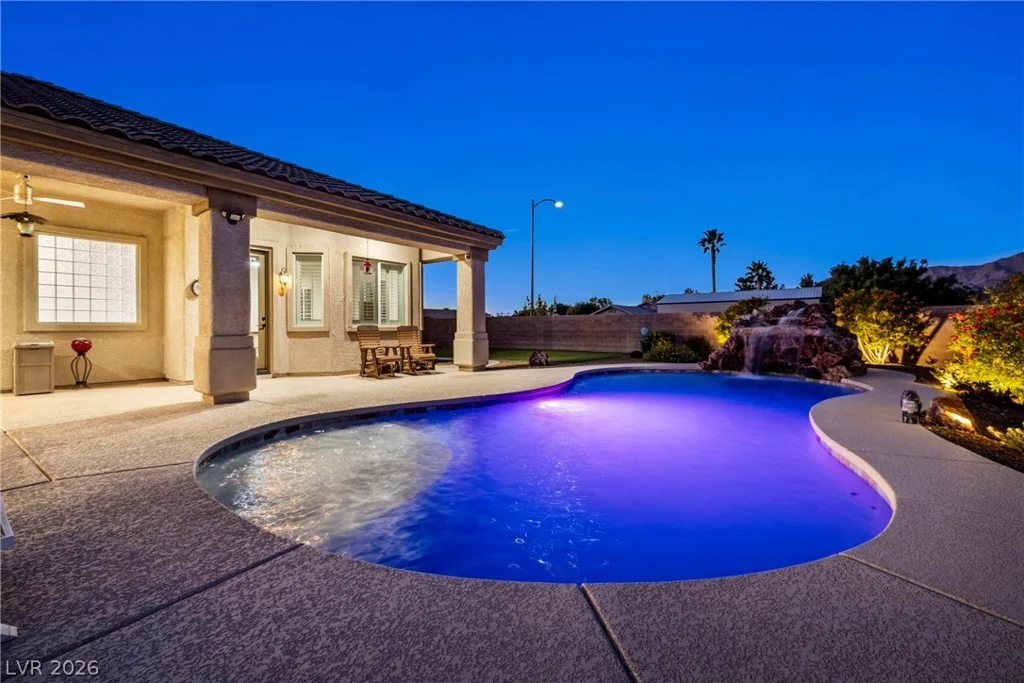 7580 Prancing Pony, Las Vegas, NV 89131