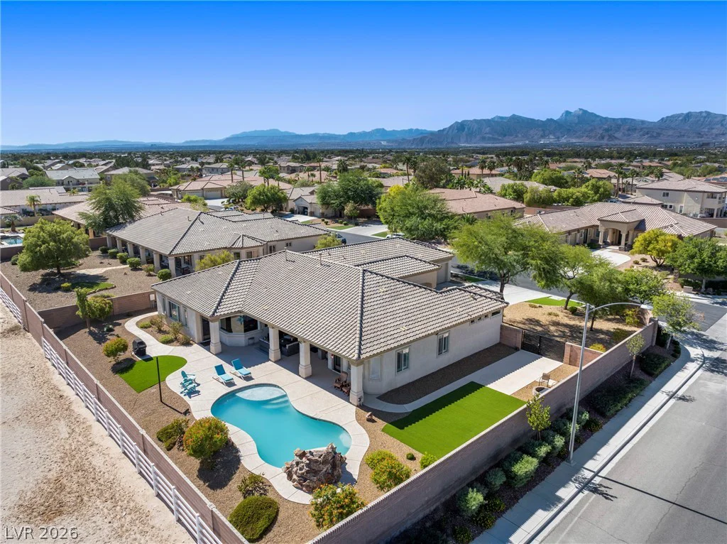 7580 Prancing Pony, Las Vegas, NV 89131