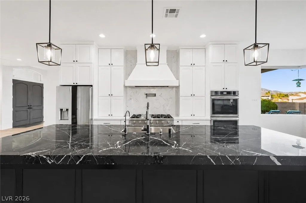 7580 Prancing Pony, Las Vegas, NV 89131