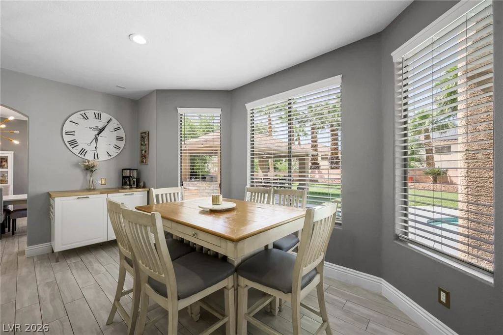 453 Mountain Villa, Las Vegas, NV 89110