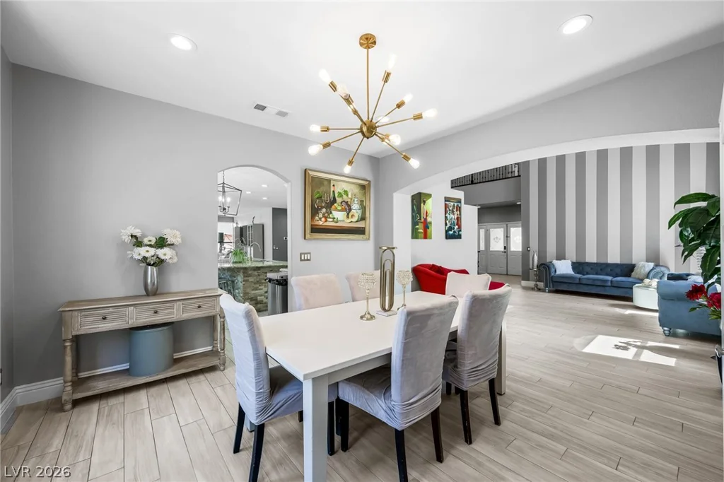 453 Mountain Villa, Las Vegas, NV 89110