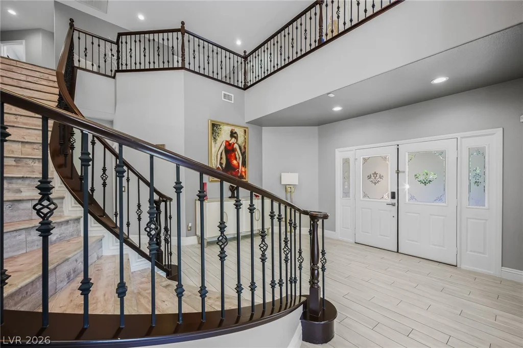453 Mountain Villa, Las Vegas, NV 89110